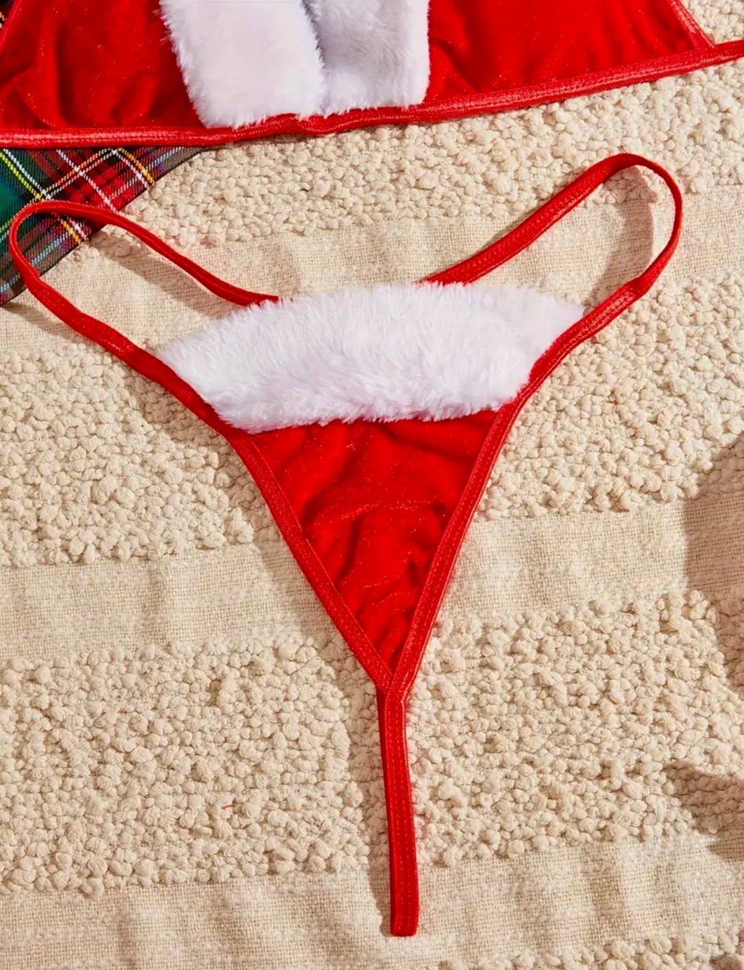 CONJUNTO DE LENCERÍA NAVIDEÑO BRINDA