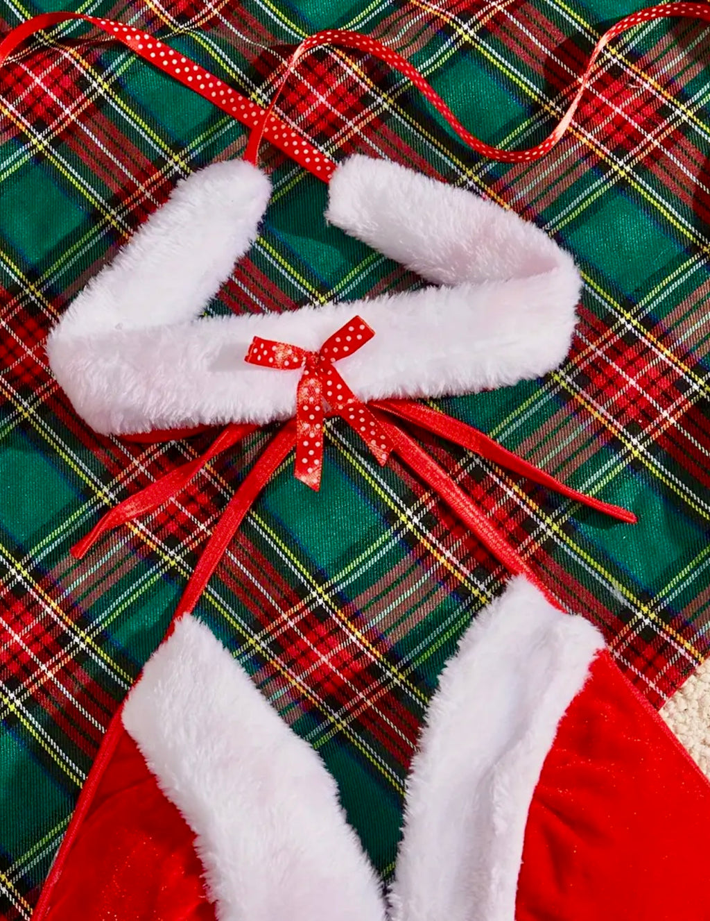 CONJUNTO DE LENCERÍA NAVIDEÑO BRINDA